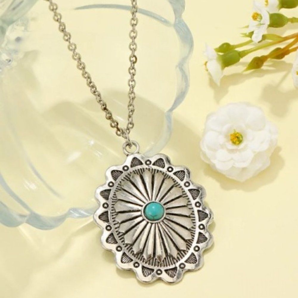 SILVER TURQUOISE CONCHO NECKLACE 